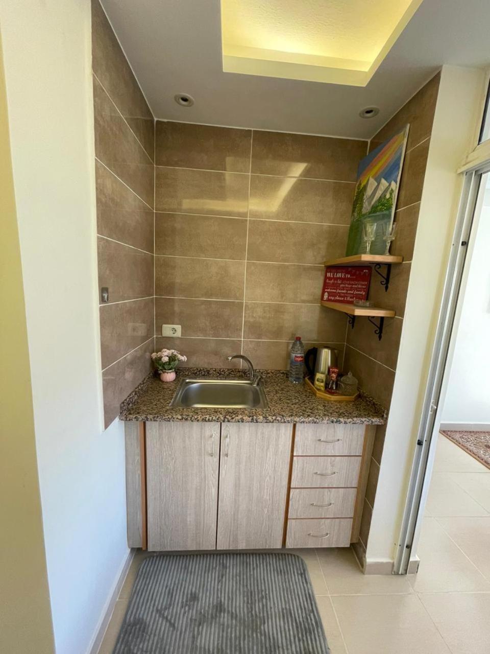 Classy Hostel Μάνταμπα Εξωτερικό φωτογραφία